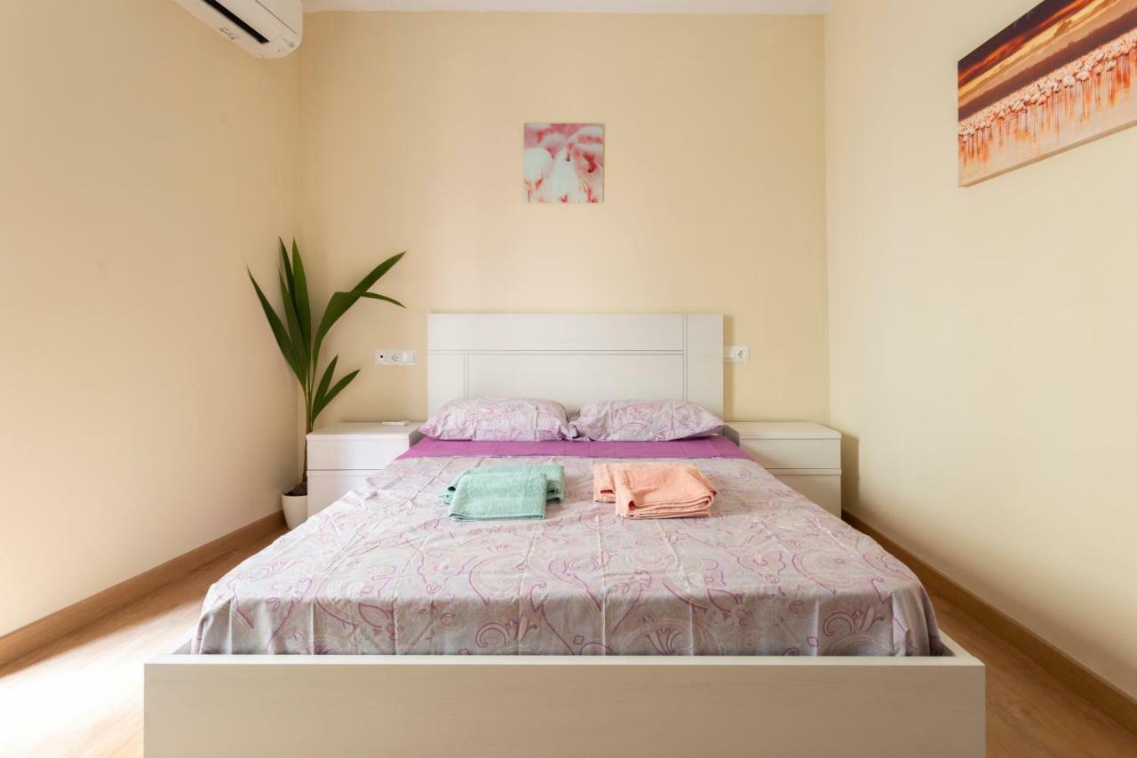 Flamingo Apartment Малага Екстер'єр фото