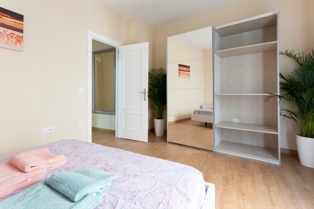 Flamingo Apartment Малага Екстер'єр фото