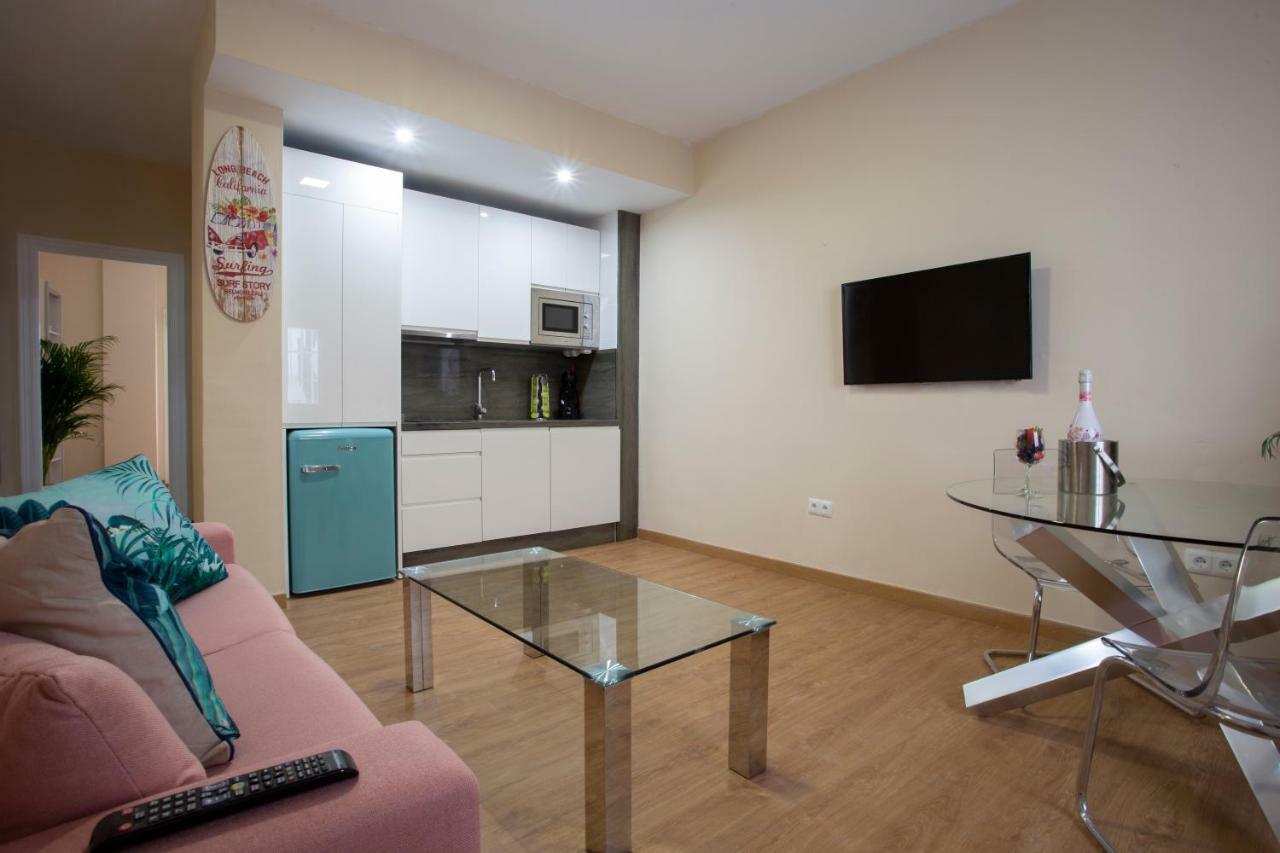 Flamingo Apartment Малага Екстер'єр фото