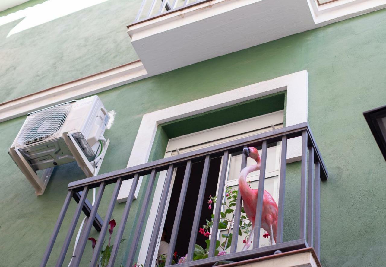 Flamingo Apartment Малага Екстер'єр фото
