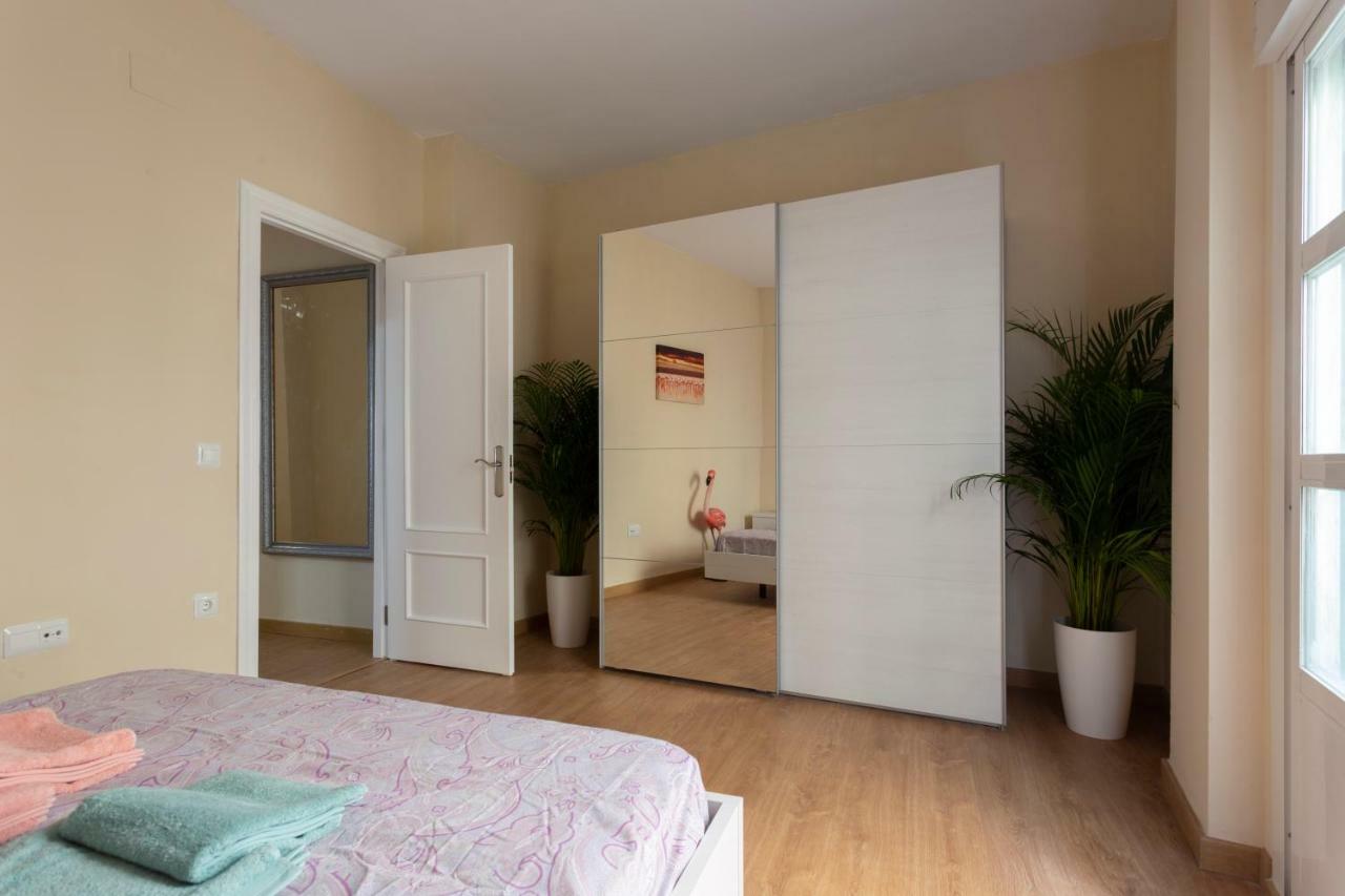 Flamingo Apartment Малага Екстер'єр фото