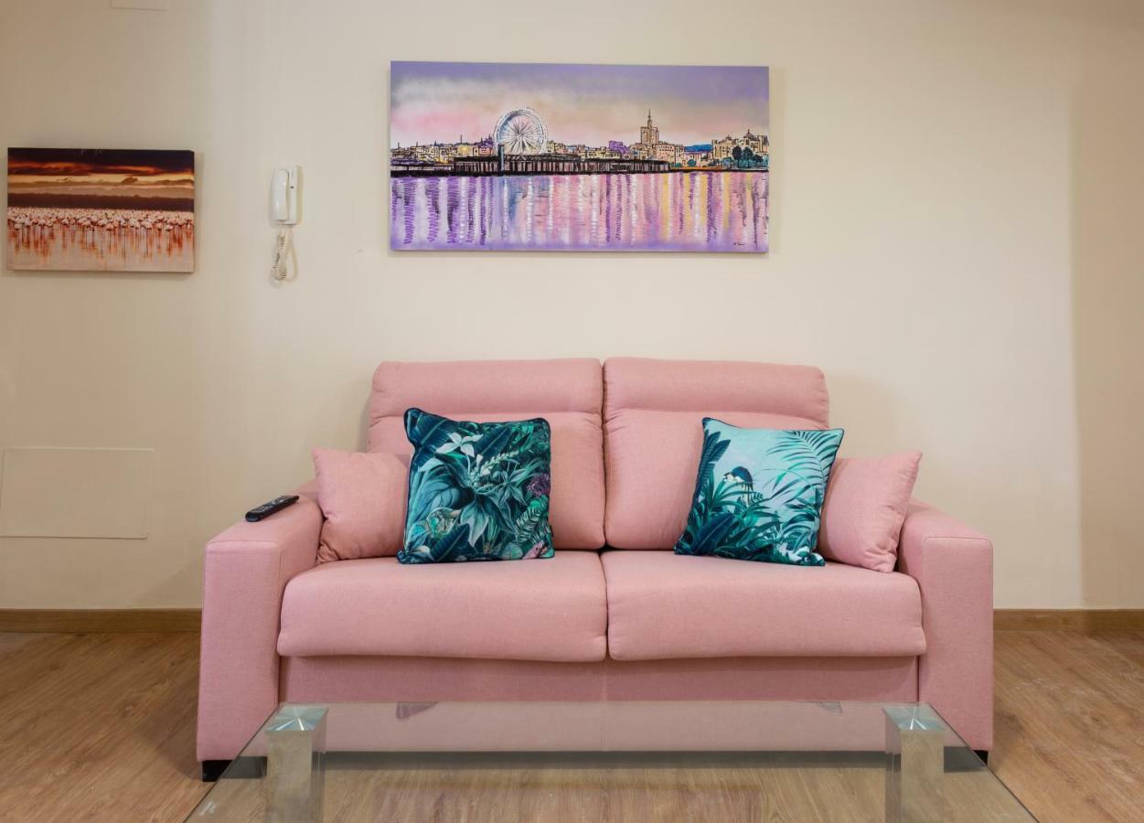 Flamingo Apartment Малага Екстер'єр фото